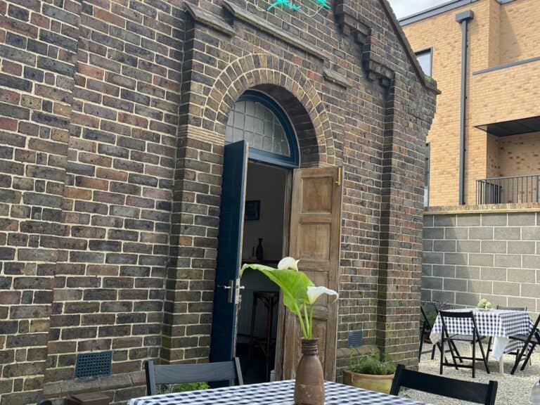 A Perfect Place to Grow, Margate — Clubs & Sports commercial kitchen by Kent Commercial Kitchens