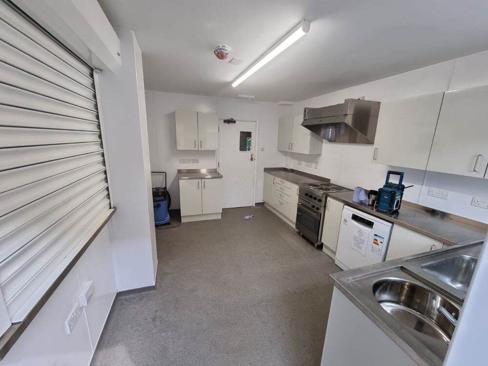 Cedarmore Housing Association, Bromley — catering equipment