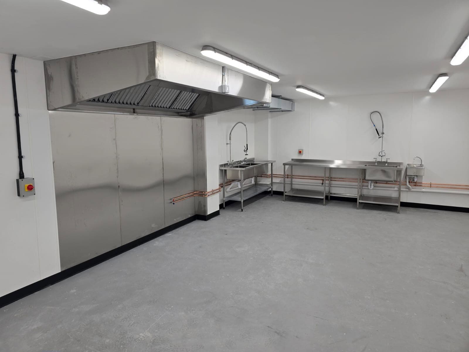 Condimaniac Chatham — production kitchen and wash zone