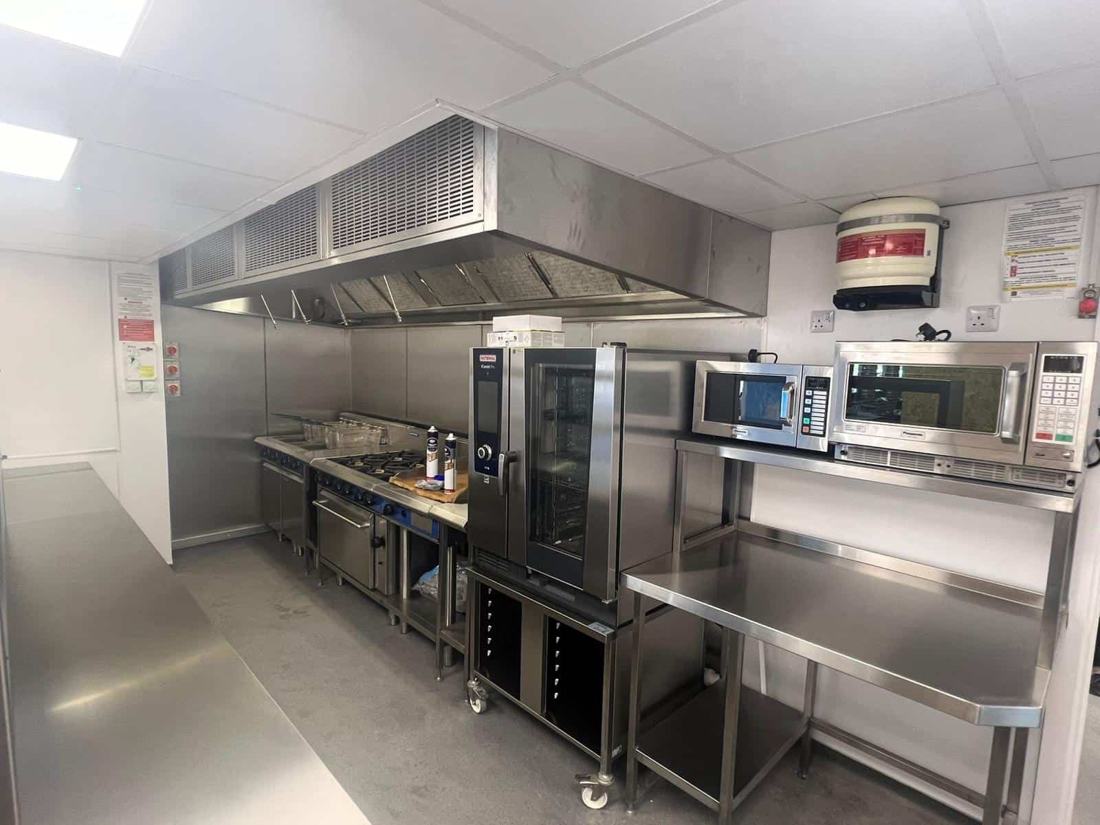 The Roadhouse Diner, Sandwich — cooking line, wide view