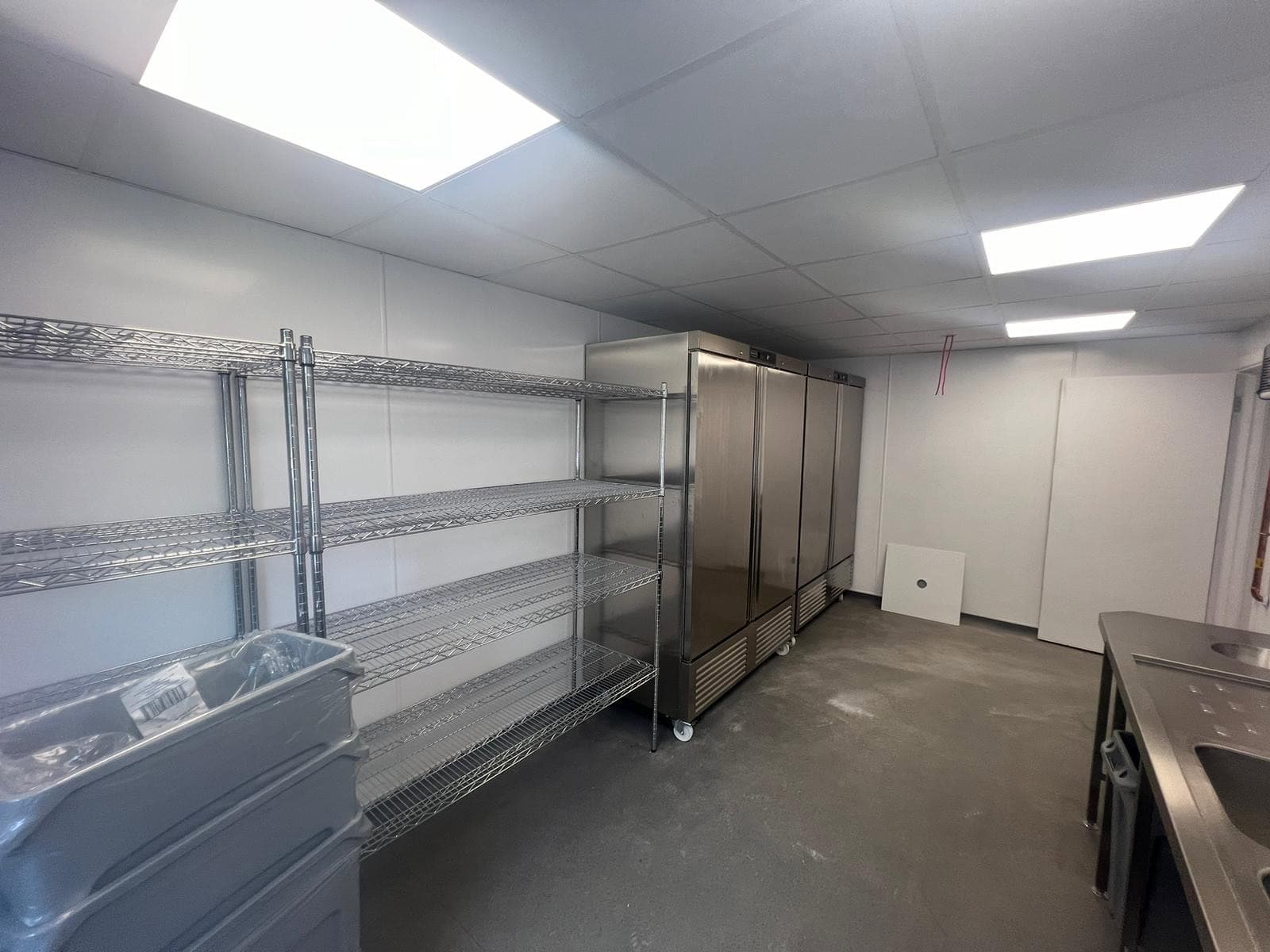 The Roadhouse Diner, Sandwich — dry storage shelving