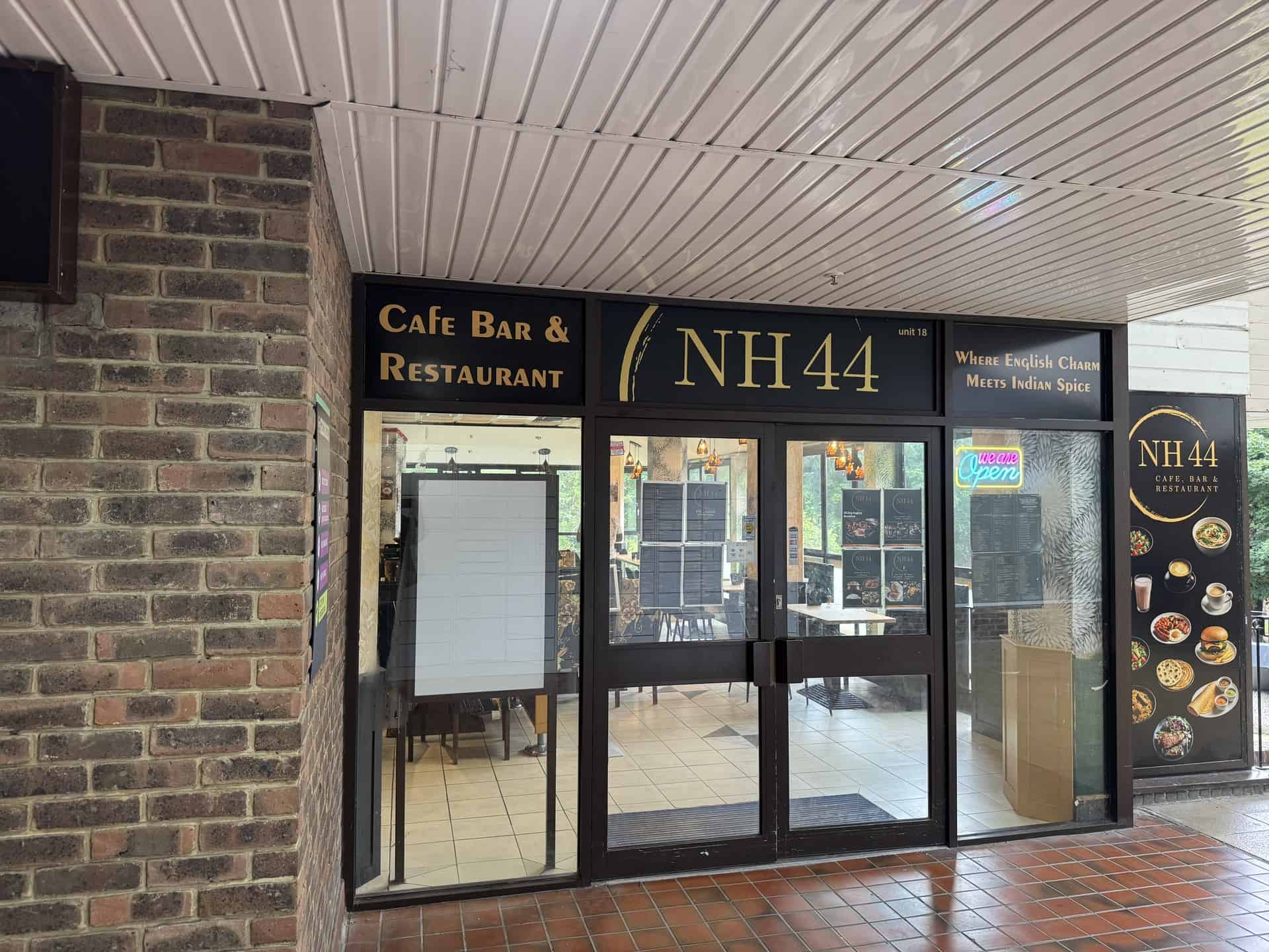 NH44 Bar, Cafe and Restaurant, Gravesend