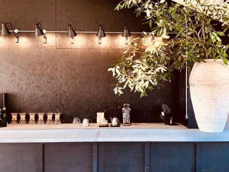 Tillingham, Rye — stainless steel bar counter
