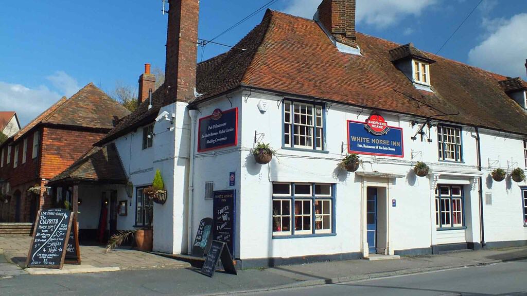 The White Horse pub exterior, Boughton-under-Blean, Kent